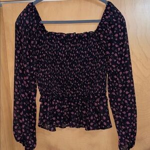 Francesca’s Mi Ami Black and Pink Floral Blouse sheer sleeve size small